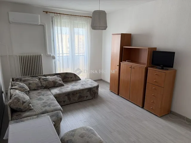 Eladó lakás Pécs, Gosztonyi Gyula utca 47 nm