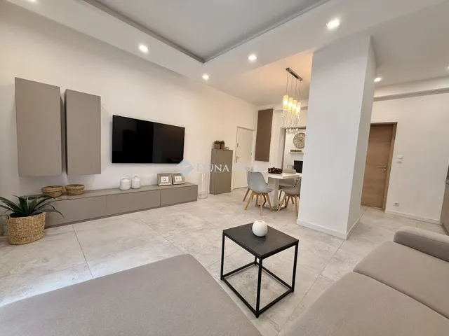 Eladó lakás Pécs, József utca 52 nm