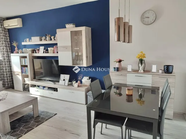 Eladó lakás Pécs 63 nm