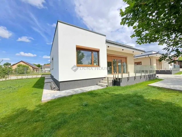 Eladó ház Pécs 96 nm