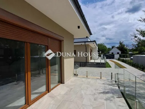 Eladó ház Pécs, Fenyer dűlő 96 nm