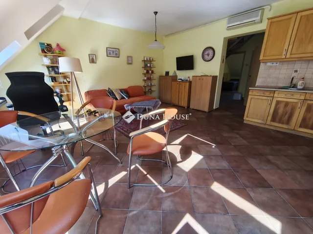 Kiadó lakás Pécs, Alkotmány utca 70 nm
