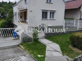 Eladó ház Pécs, Kővirág utca 140 nm