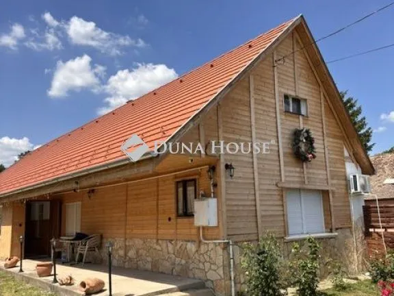 Eladó ház Bonyhád, Rákóczi Ferenc utca 118 nm
