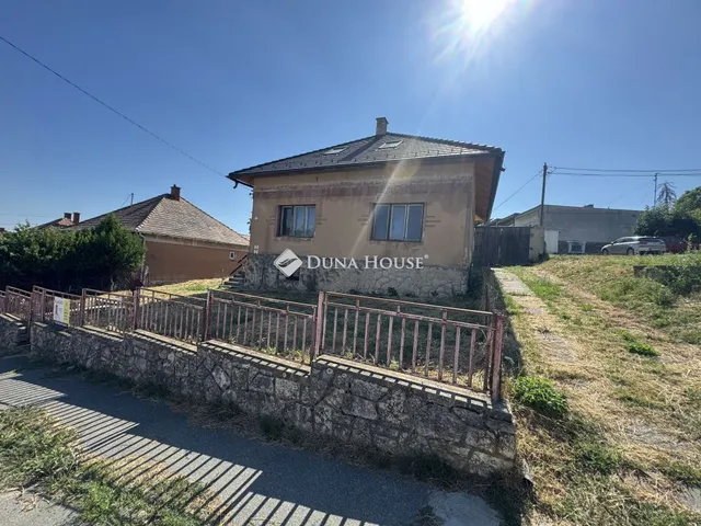 Eladó ház Pécsvárad 73 nm