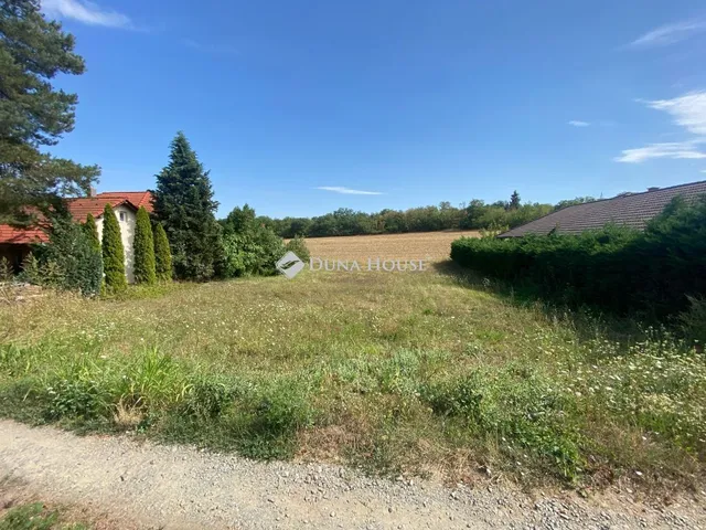Eladó telek Pécs, Deák Ferenc utca 842 nm