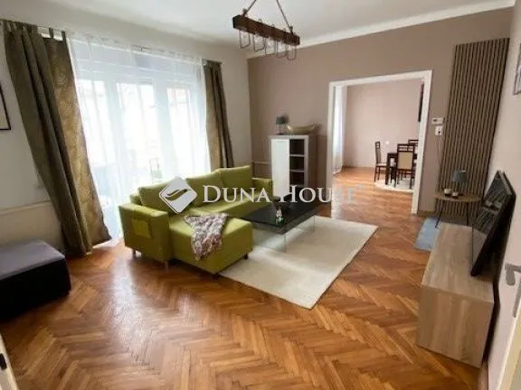 Kiadó lakás Pécs 81 nm