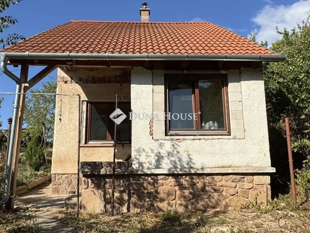 Eladó ház Cserkút 35 nm