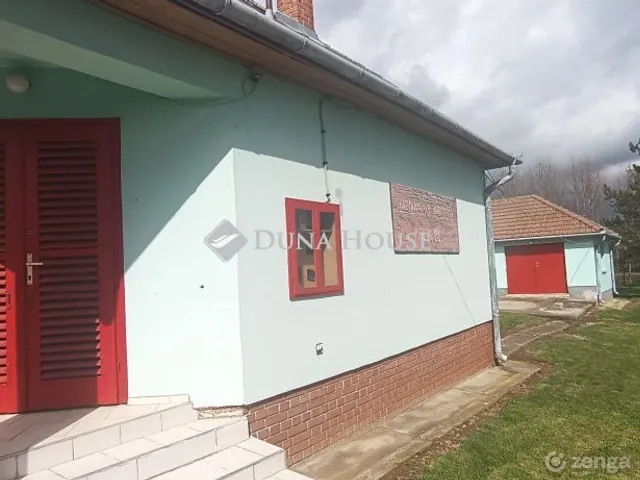 Eladó kereskedelmi és ipari ingatlan Helesfa, Fő utca 72 nm