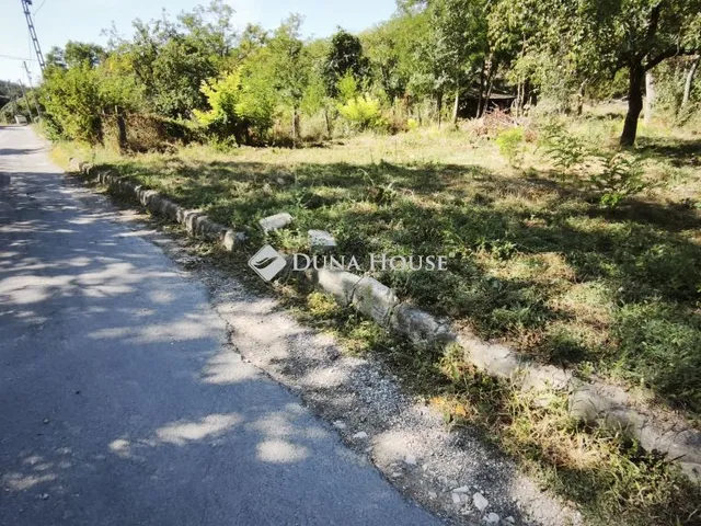 Eladó telek Kötcse 264 nm