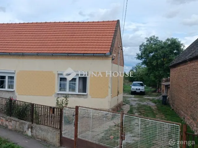 Eladó ház Sumony 111 nm