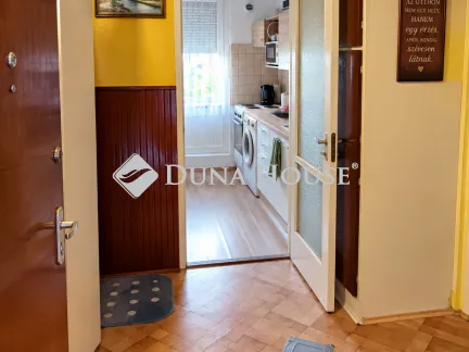 Eladó lakás Pécs, Aidinger János út 40 nm