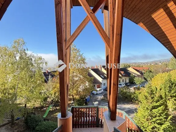 Eladó lakás Pécs, Új fasor 86 nm