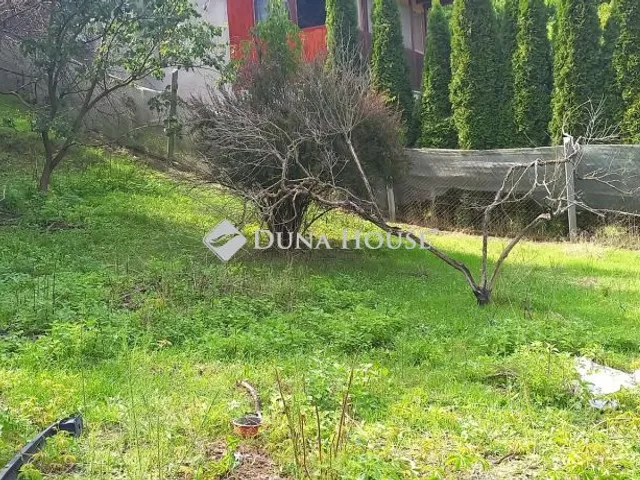 Eladó telek Mogyoród 1060 nm