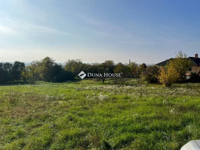 Eladó telek Kajászó 800 nm