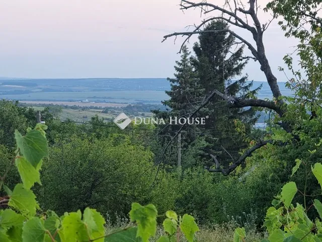 Eladó telek Páty 1453 nm
