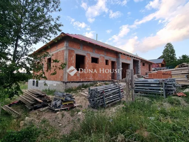 Eladó ház Páty 124 nm