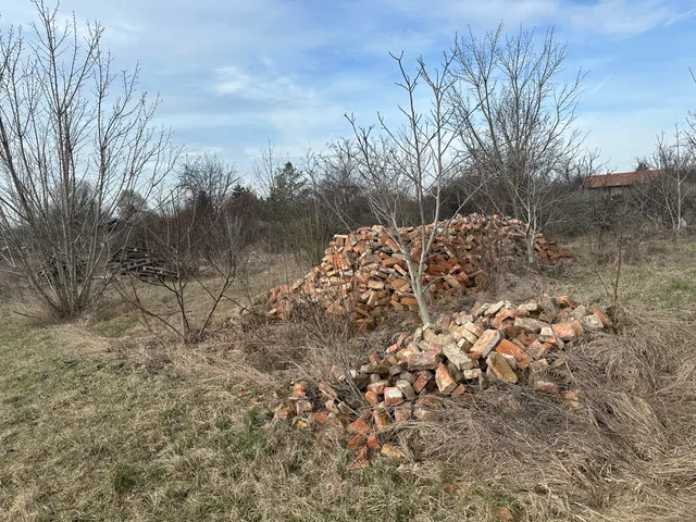 Eladó telek Tárnok 1403 nm