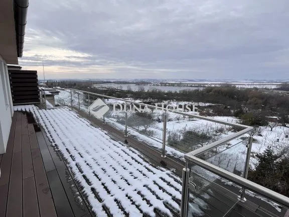 Eladó lakás Gyöngyös 165 nm