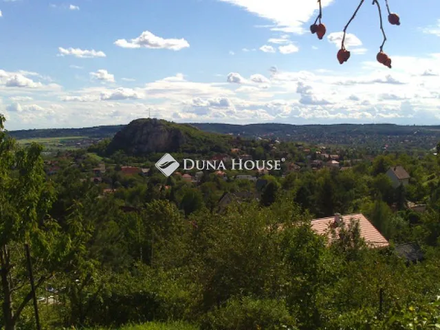 Eladó telek Budaörs 2513 nm