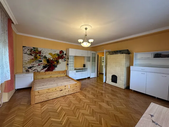 Eladó lakás Budapest II. kerület 82 nm