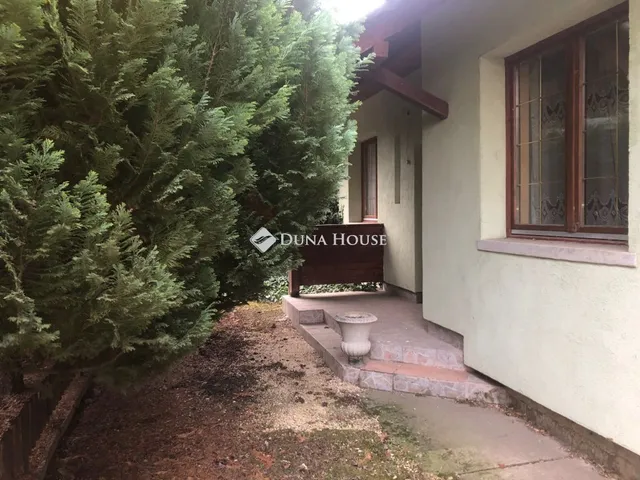 Eladó ház Tabajd 182 nm