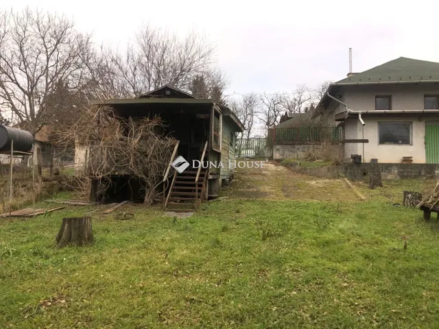 Eladó ház Tabajd 182 nm