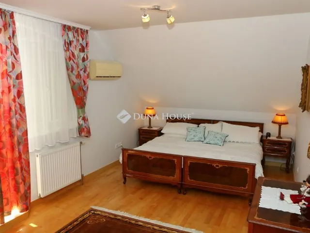 Eladó ház Budaörs 420 nm