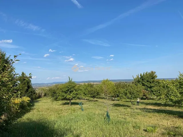 Eladó telek Etyek 2655 nm