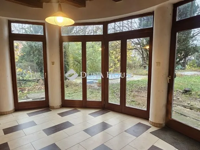 Eladó ház Budapest XVIII. kerület 179 nm