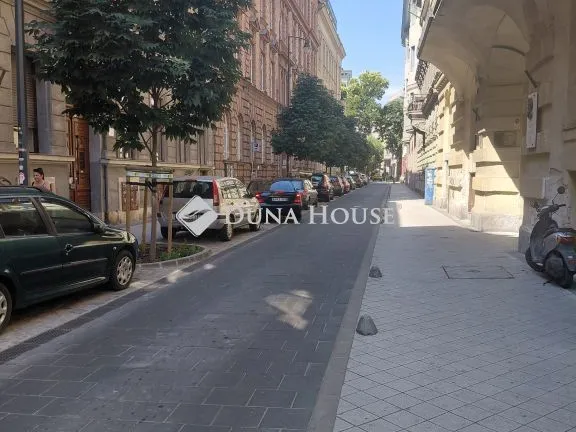 Eladó lakás Budapest VIII. kerület 78 nm