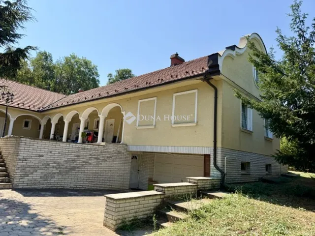 Eladó ház Törökbálint 353 nm