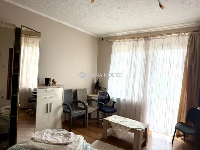 Kiadó ház Budaörs, Akácfa utca 140 nm
