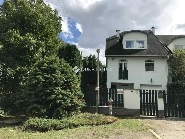 Eladó ház Törökbálint 168 nm