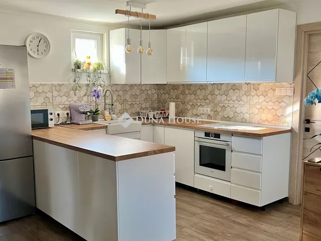 Eladó ház Tápióság 72 nm