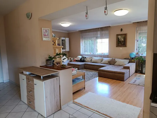 Eladó ház Veresegyház 164 nm