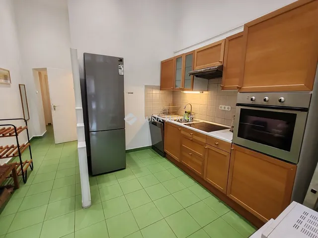 Kiadó lakás Budapest VI. kerület, Teréz körút 96 nm