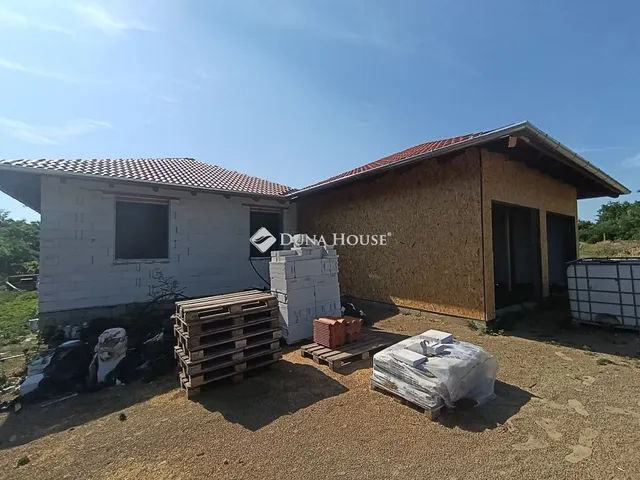 Eladó ház Galgahévíz 97 nm