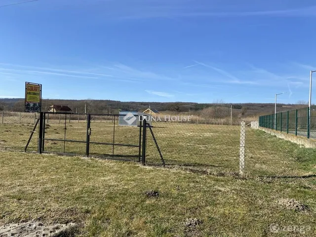 Eladó telek Kehidakustány 2244 nm