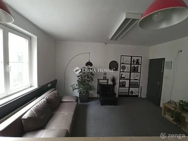 Kiadó lakás Budapest I. kerület, Pálya utca 394 nm