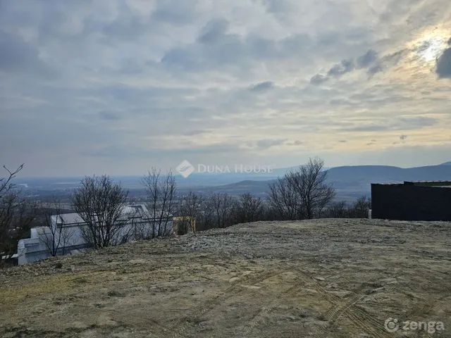 Eladó telek Szentendre, Erdőszél utca 2101 nm