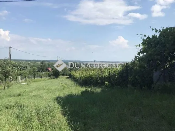 Eladó telek Pákozd 783 nm