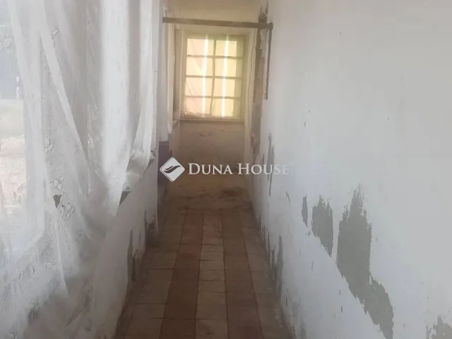 Eladó ház Káloz, Ország út 68 nm