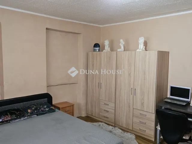 Eladó ház Kisláng, Vörösmarty Mihály utca 88 nm