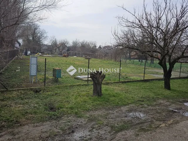 Eladó telek Velence, Solt köz 1085 nm