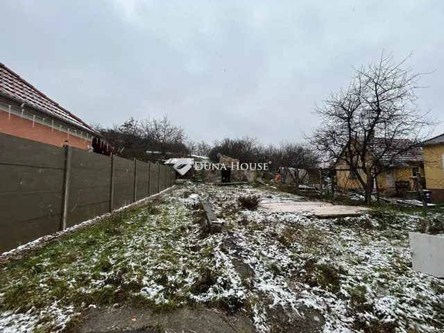Eladó telek Bodajk, Rigós utca 735 nm