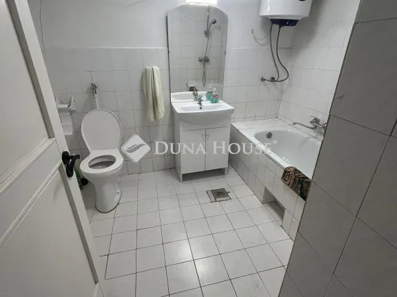 Eladó ház Sárkeszi 60 nm