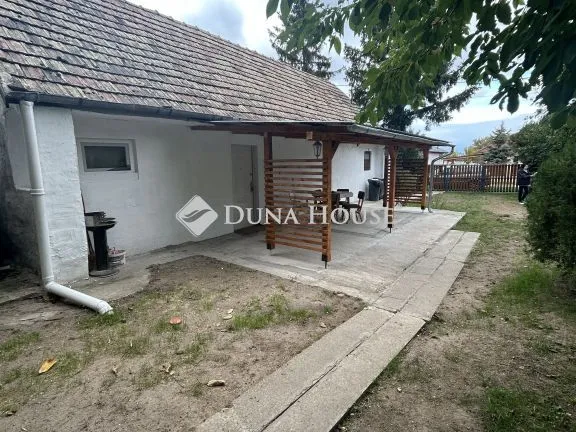 Eladó ház Sárkeszi 60 nm