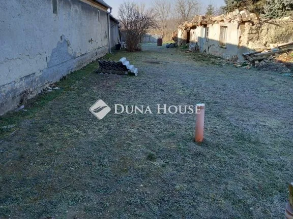 Eladó telek Pátka 3307 nm