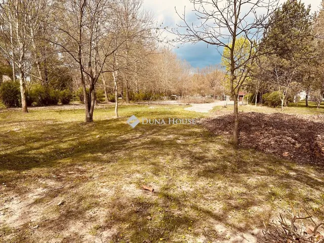 Eladó telek Gárdony 4751 nm